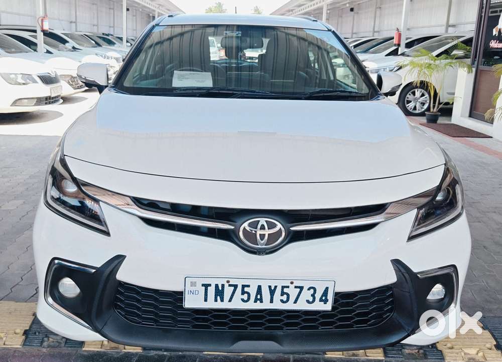 Toyota Glanza V Cvt, 2023, Petrol