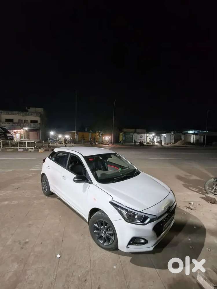 Maruti Baleno 1.2 Alpha 2025