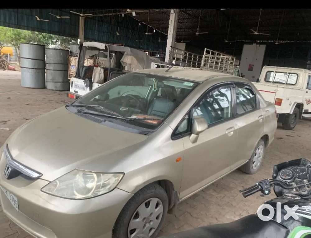 Honda City Zx 2005 Petrol 113 Km Driven