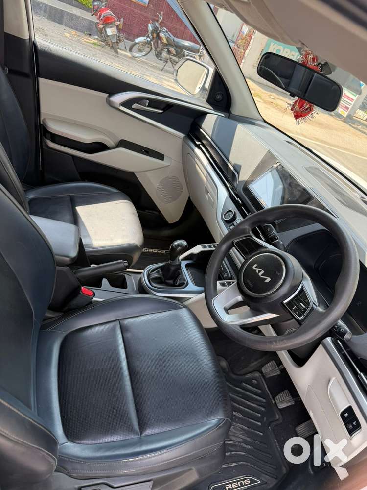 Kia Carens 1.5 Premium 7 Str, 2022, Diesel