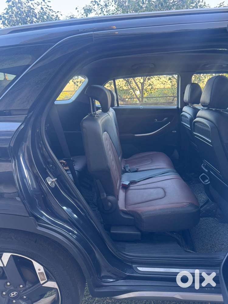 Hyundai Alcazar 2.0 Signature (o) Petrol At 7 Str, 2022, Petrol