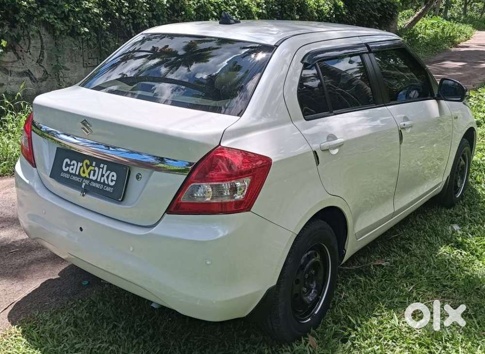 Maruti Suzuki Swift Dzire Vxi Optional, 2015, Petrol