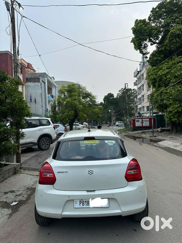 Maruti Suzuki Swift Petrol Manual 2023