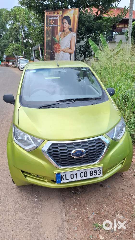 Datsun Redigo Sv 1.0, 2016, Petrol