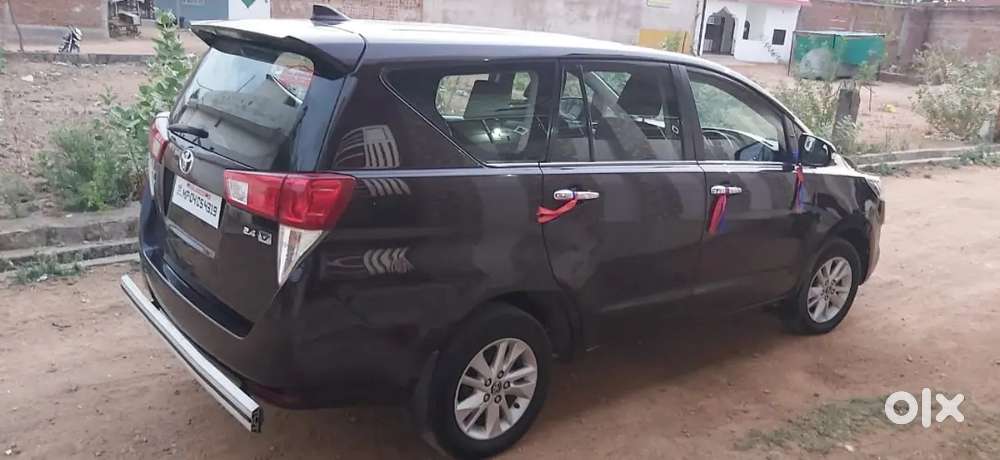 Toyota Innova Crysta 2017 Diesel Mint Condition