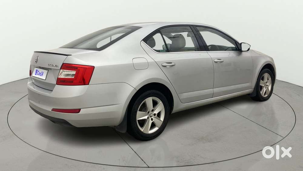 Skoda Octavia 1.8 Tsi Style Plus At, 2016, Petrol