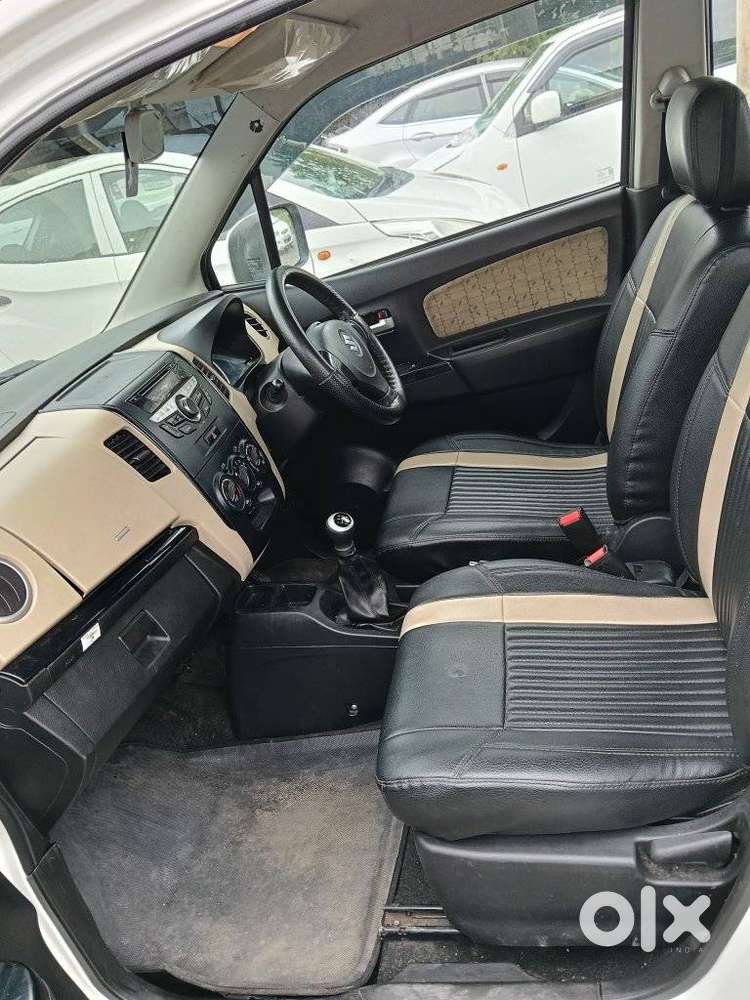 Maruti Suzuki Wagon R Vxi Amt1.2, 2017, Petrol
