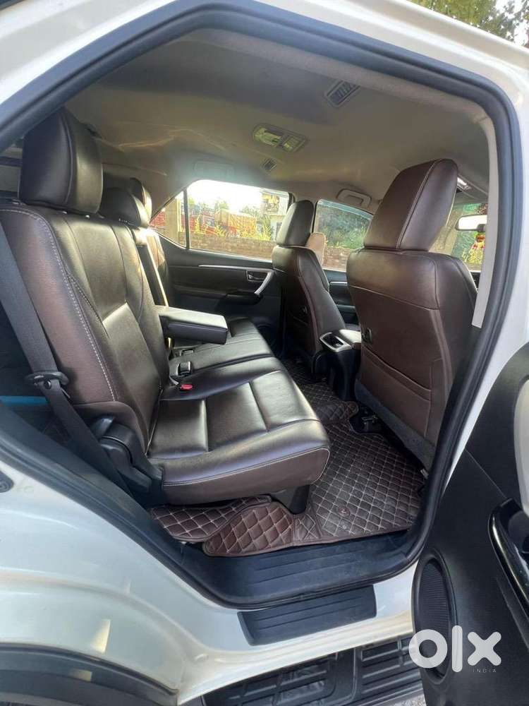 Toyota Fortuner 2020 Diesel 104000 Km Driven