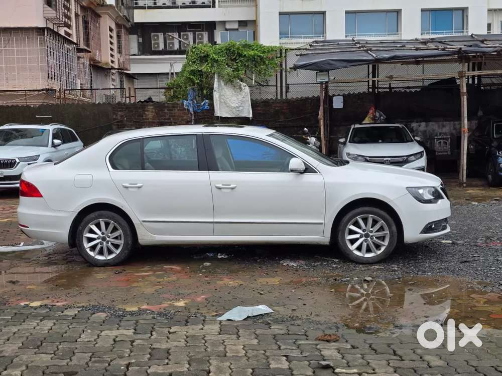 Skoda Superb, 2014, Petrol