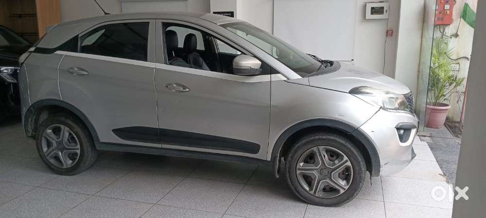Tata Nexon 1.5 Revotorq Xm (s), 2018, Diesel