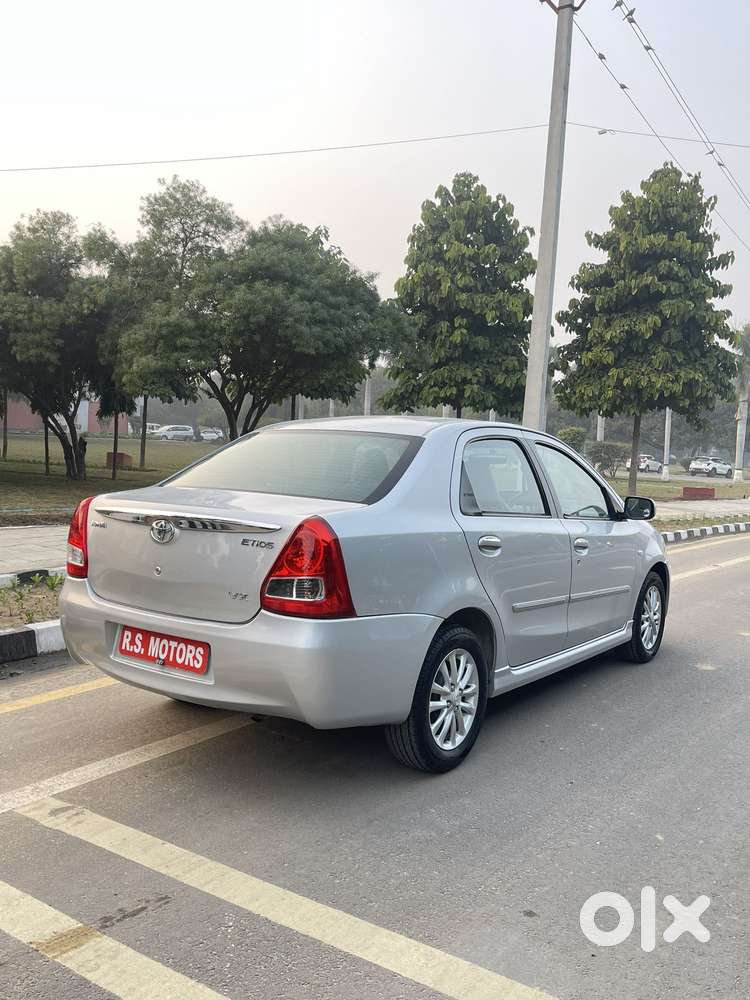Toyota Etios Vx Xclusive, 2011, Petrol