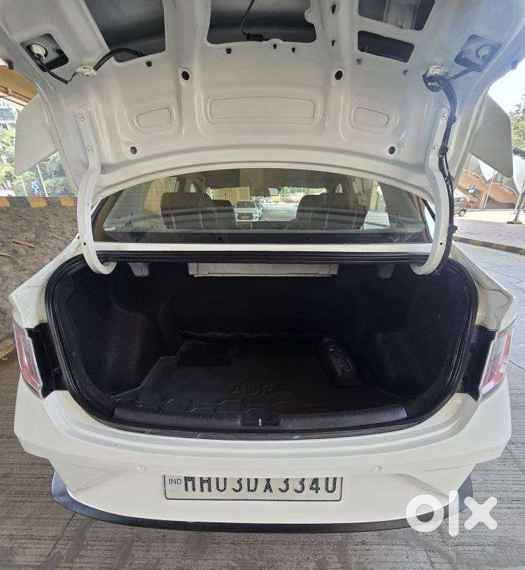 Hyundai Aura Sx Plus Automatic, 2022, Petrol