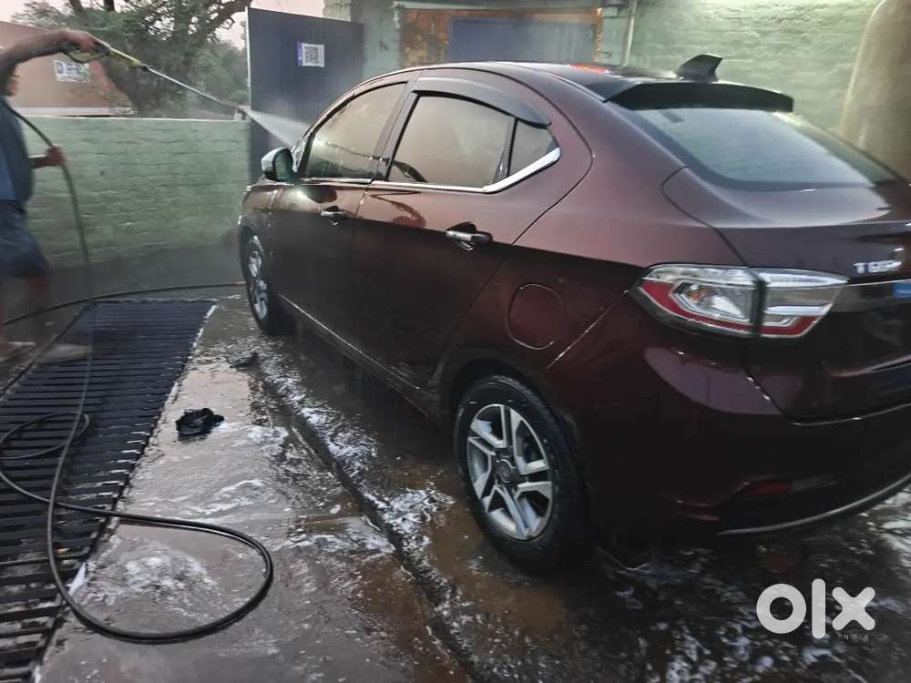 Tata Tigor Top Model Alloy Wheel