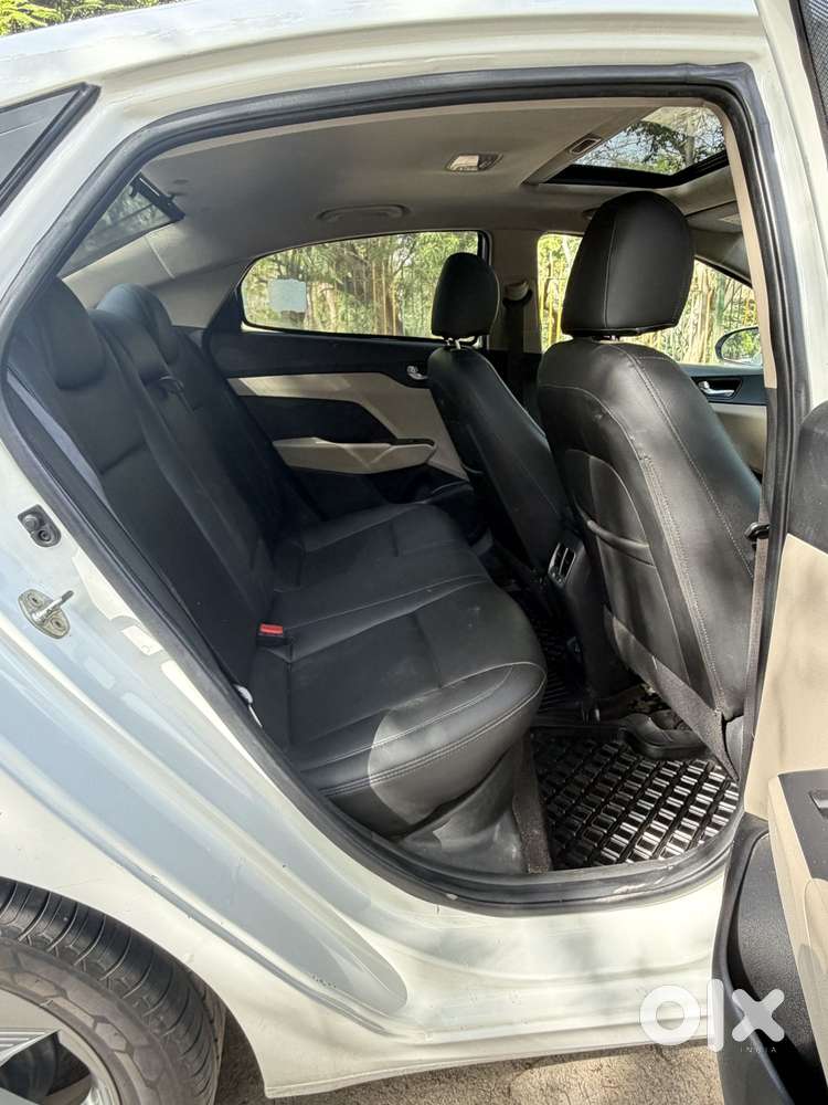 Hyundai Verna 1.5 Sx Diesel Mt, 2021, Diesel