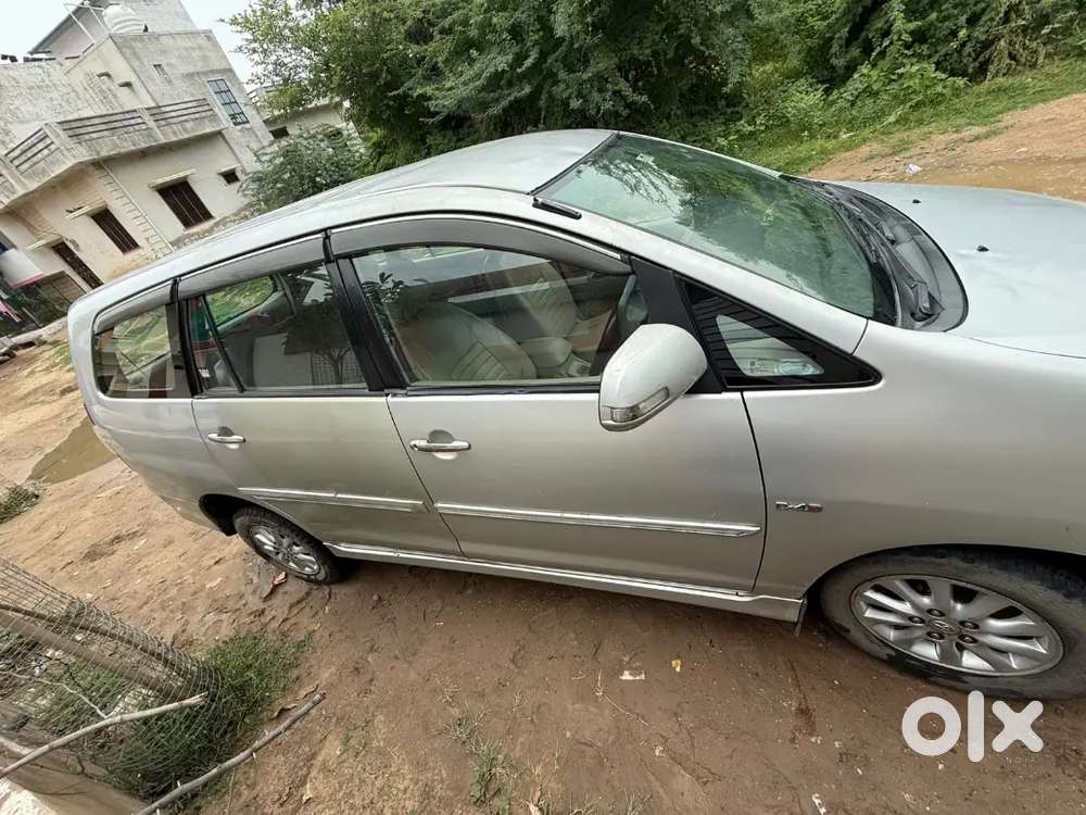 Toyota Innova Diesel 2012 Year