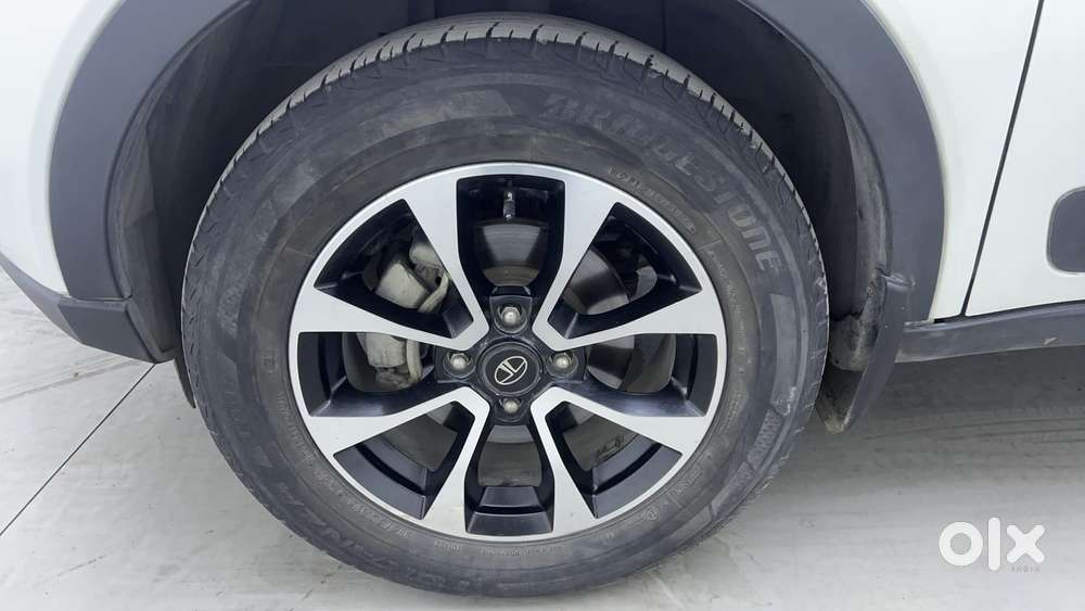 Tata Nexon 1.5 Revotorq Xza Plus S Amt, 2021, Petrol
