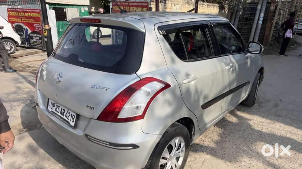 Maruti Suzuki Swift Vxi 2015