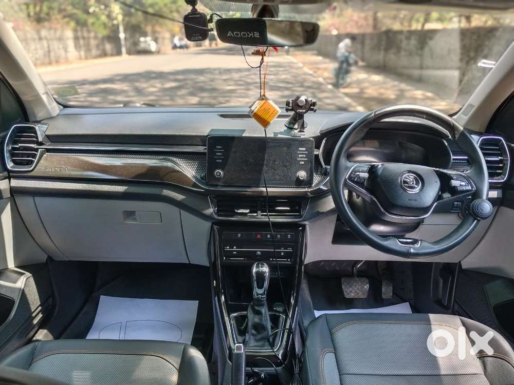Skoda Kushaq 1.0 Tsi Style At, 2024, Petrol