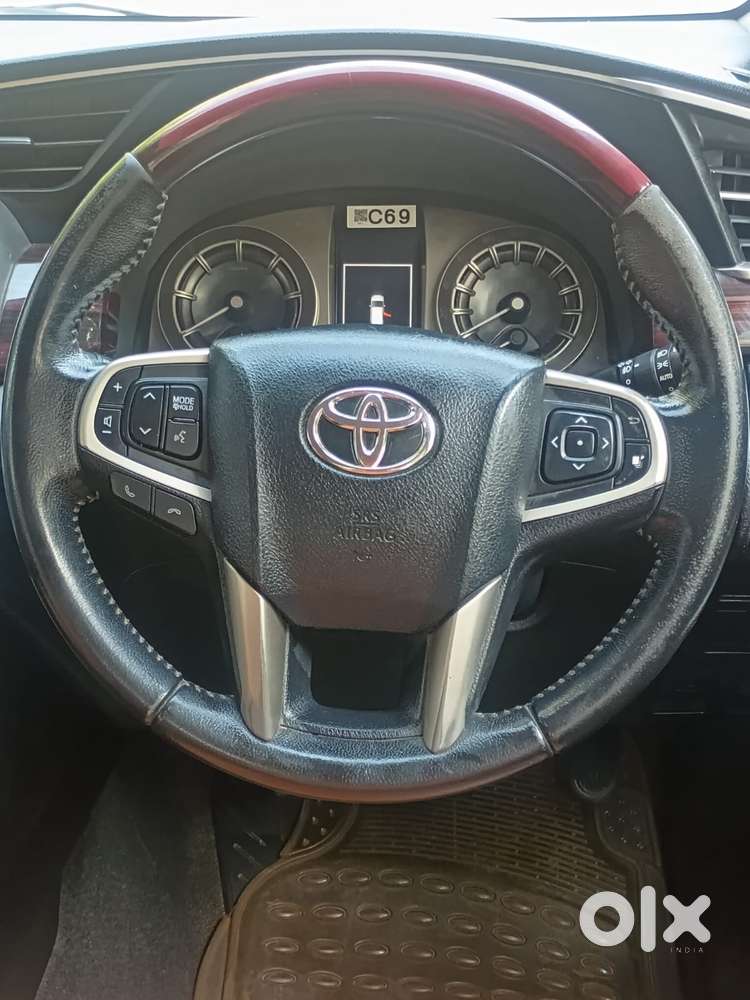 Toyota Innova Crysta 2.4 V, 2017, Diesel