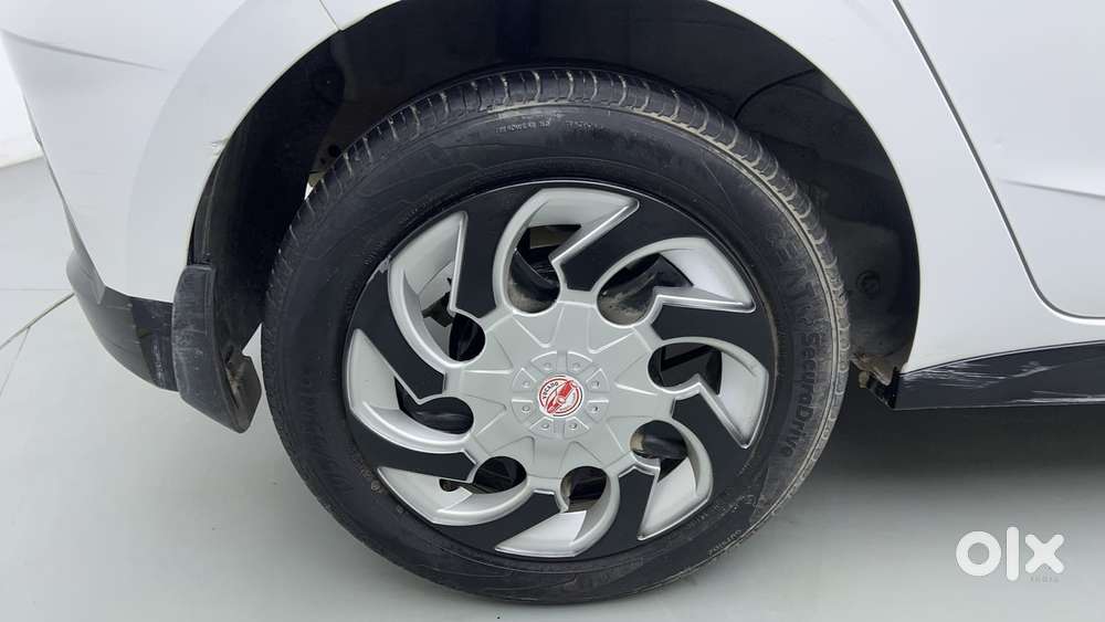 Hyundai New I20 1.2 Sportz Mt, 2024, Petrol