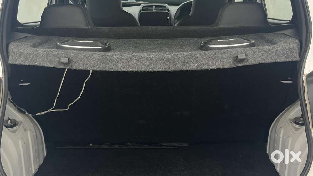 Renault Kwid 1.0 Rxt Amt, 2022, Petrol