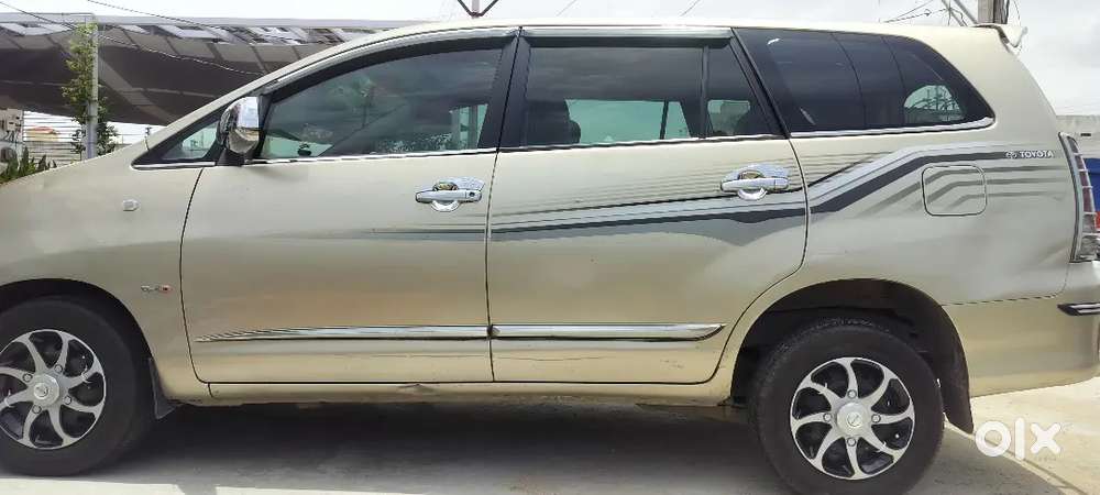 Toyota Innova 2010, 2nd Owner