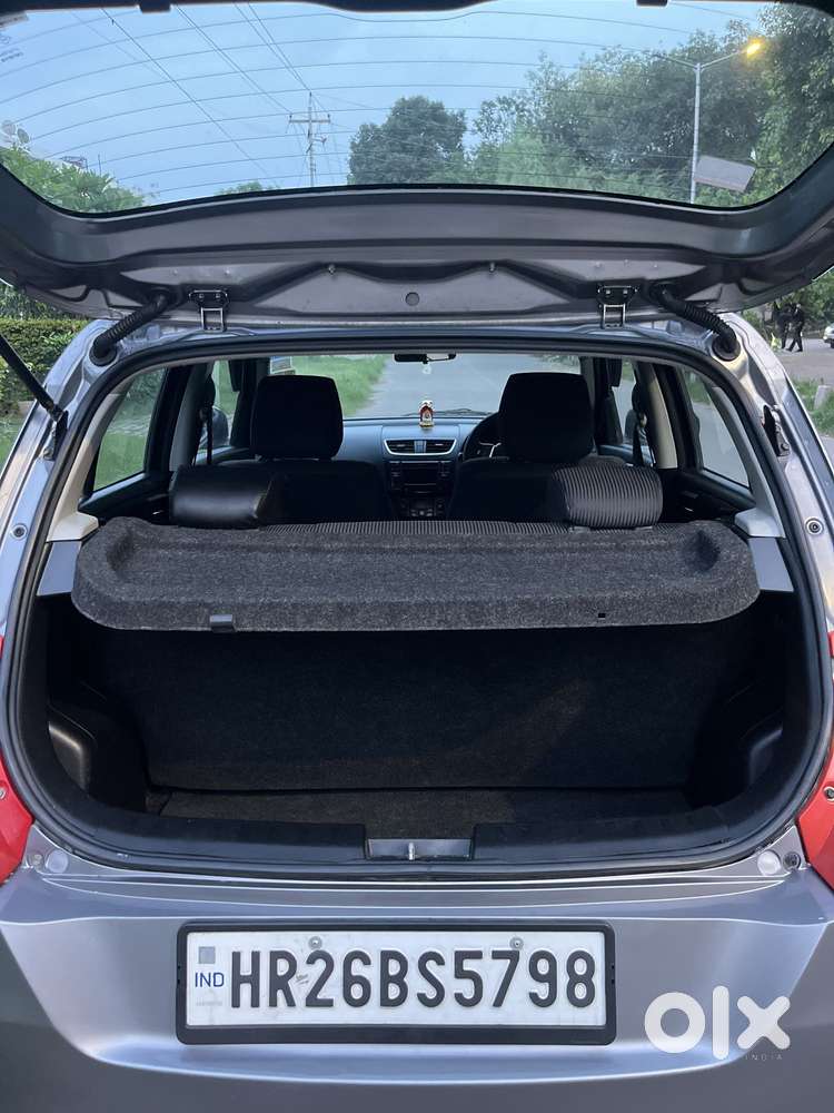 Maruti Suzuki Swift Zxi, 2012, Petrol