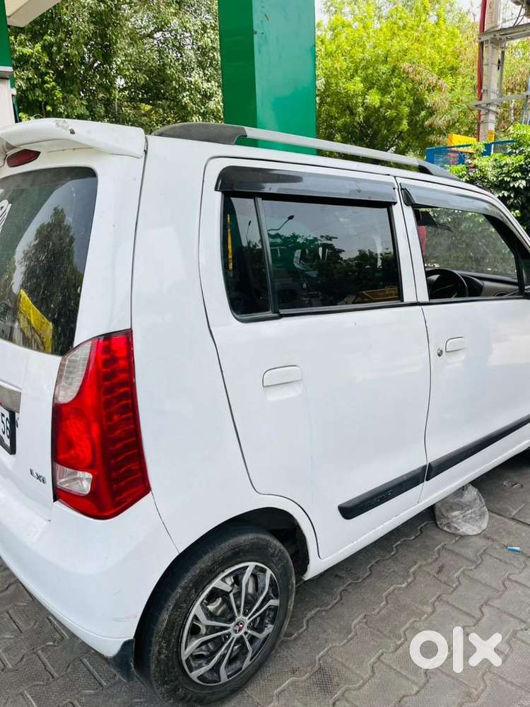 Maruti Suzuki Car 2016 Gadi Bhadiya Ha Sab Kuch Ok Ha Koi Kam Nahi Ha