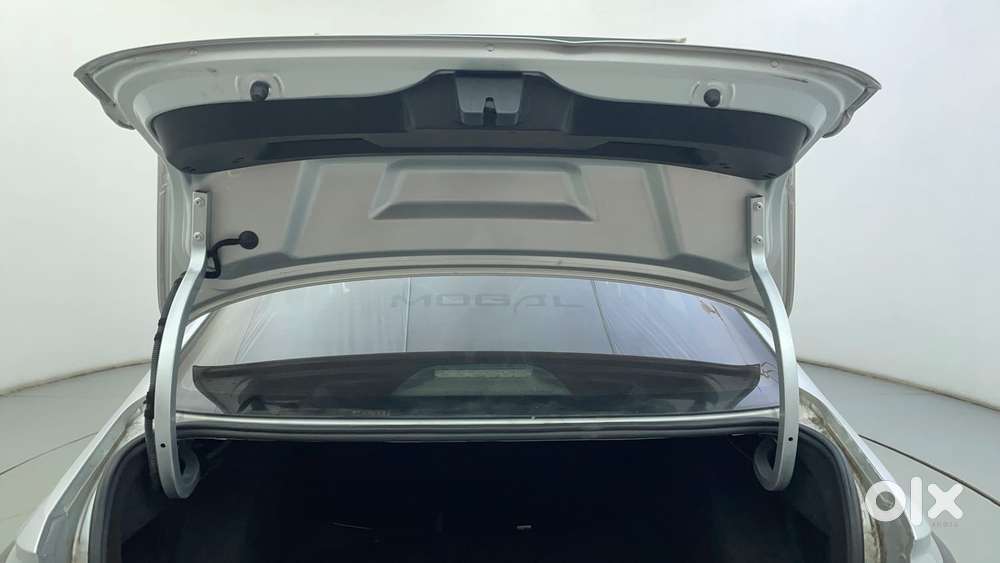 Volkswagen Virtus Highline Plus 1.0 Tsi At, 2022, Petrol