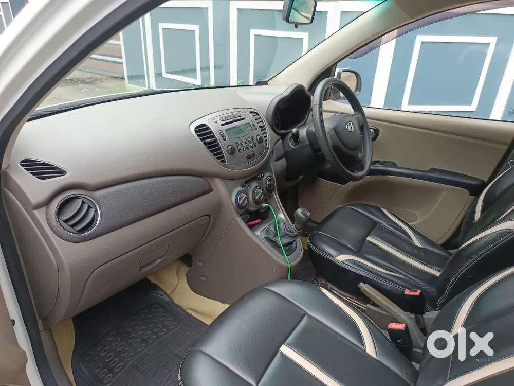 Hyundai I10 2011 Petrol 52000 Km Driven