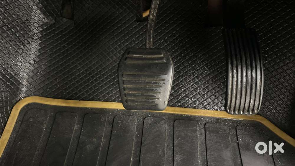 Mahindra Tuv 300 T8 Amt, 2016, Diesel