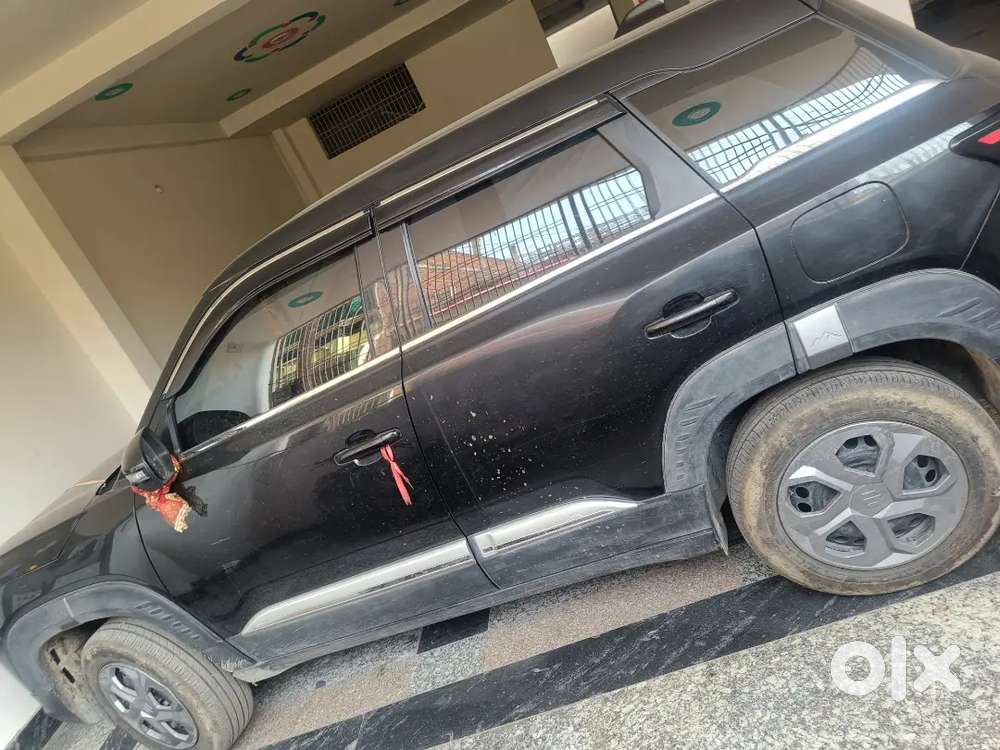 Maruti Brezza Vxi 2025