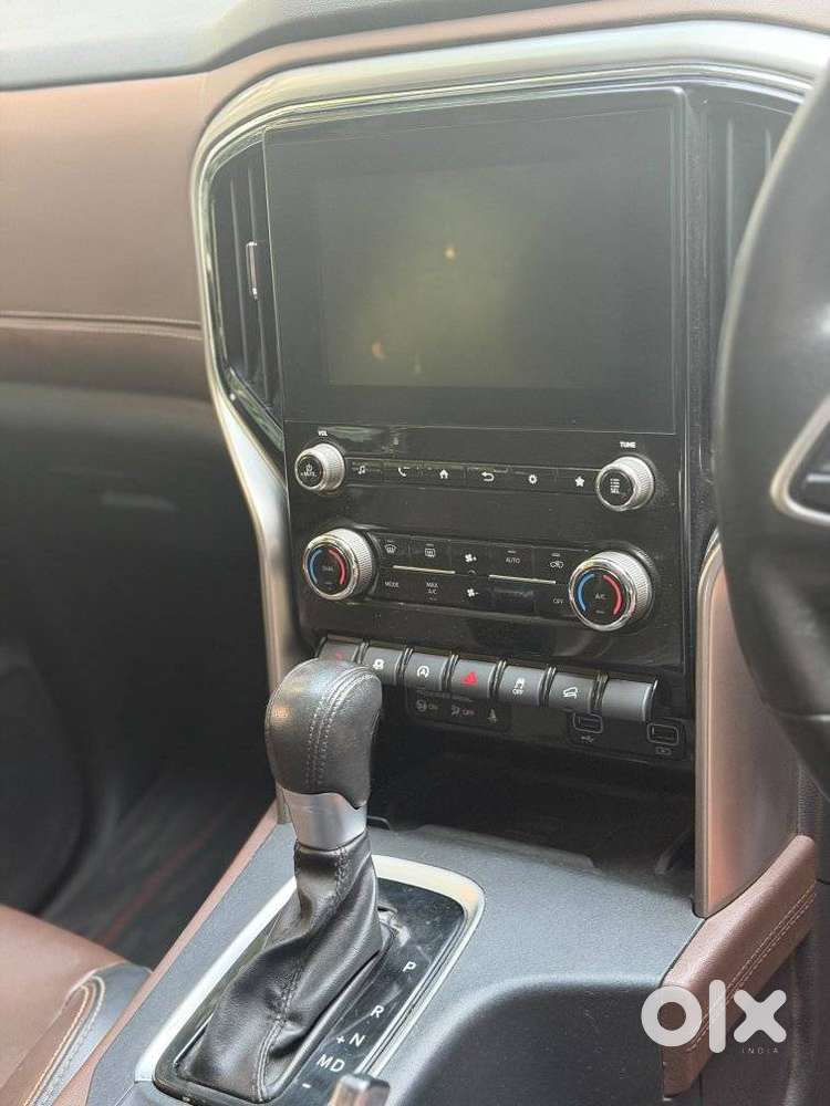 Mahindra Scorpio-n 2.0 Z8 L Petrol At 7 Str, 2025, Petrol