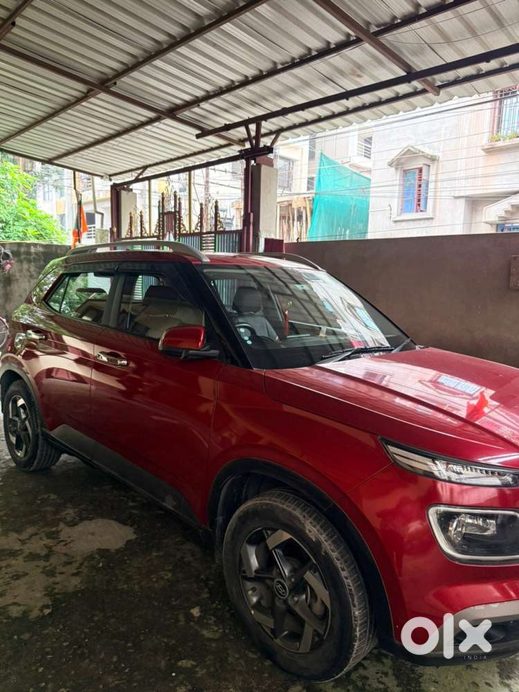 Hyundai Venue Model 2020 Petrol Car