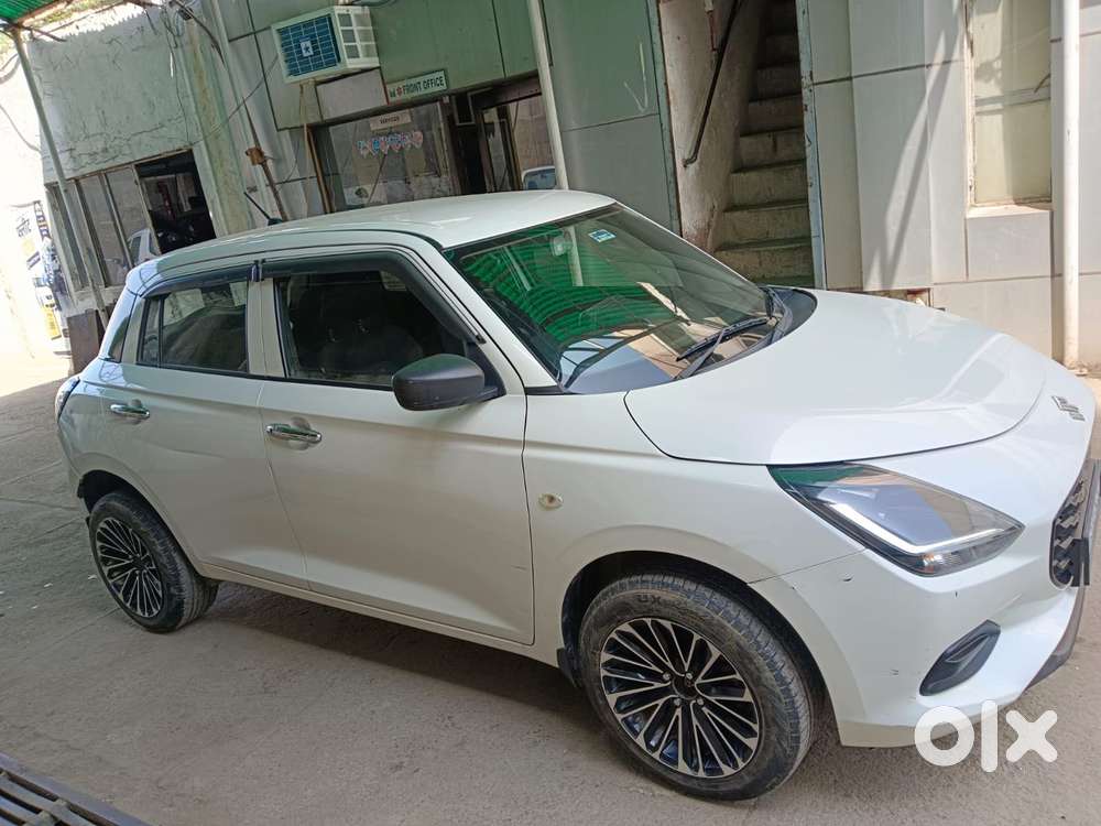 Maruti Suzuki Swift Lxi Optional-o, 2024, Petrol