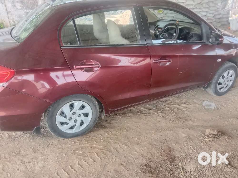 Honda Amaze 2015 Diesel Well Maintained
