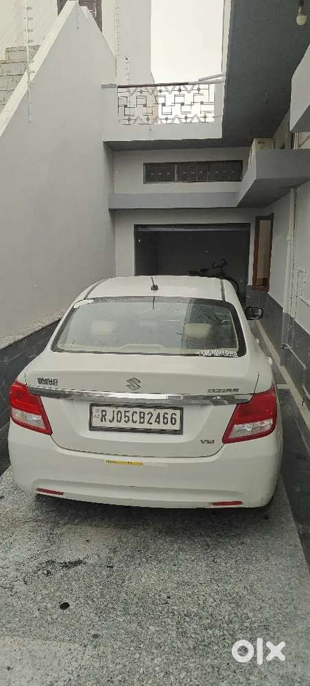 Maruti Suzuki Dzire 2017 Petrol 97000 Km Driven