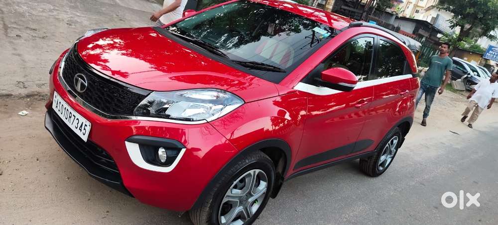 Tata Nexon 1.2 Revotron Xt, 2018, Petrol