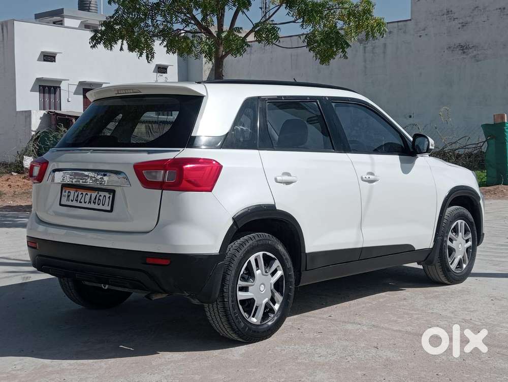 Maruti Suzuki Brezza Vxi At, 2020, Petrol