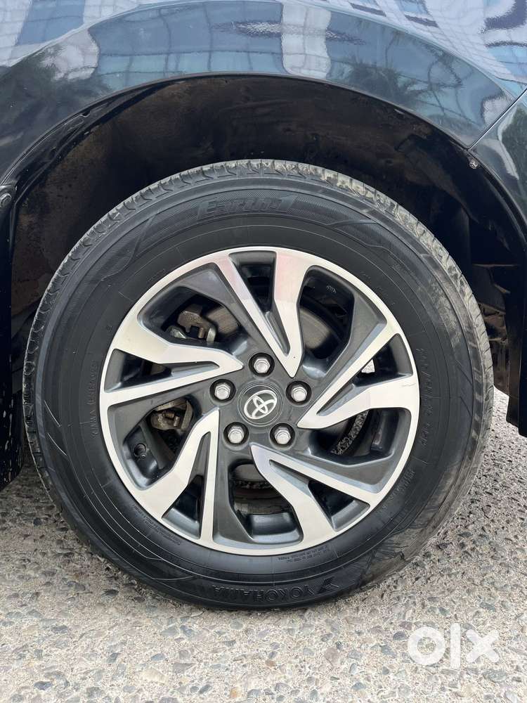 Toyota Innova Crysta