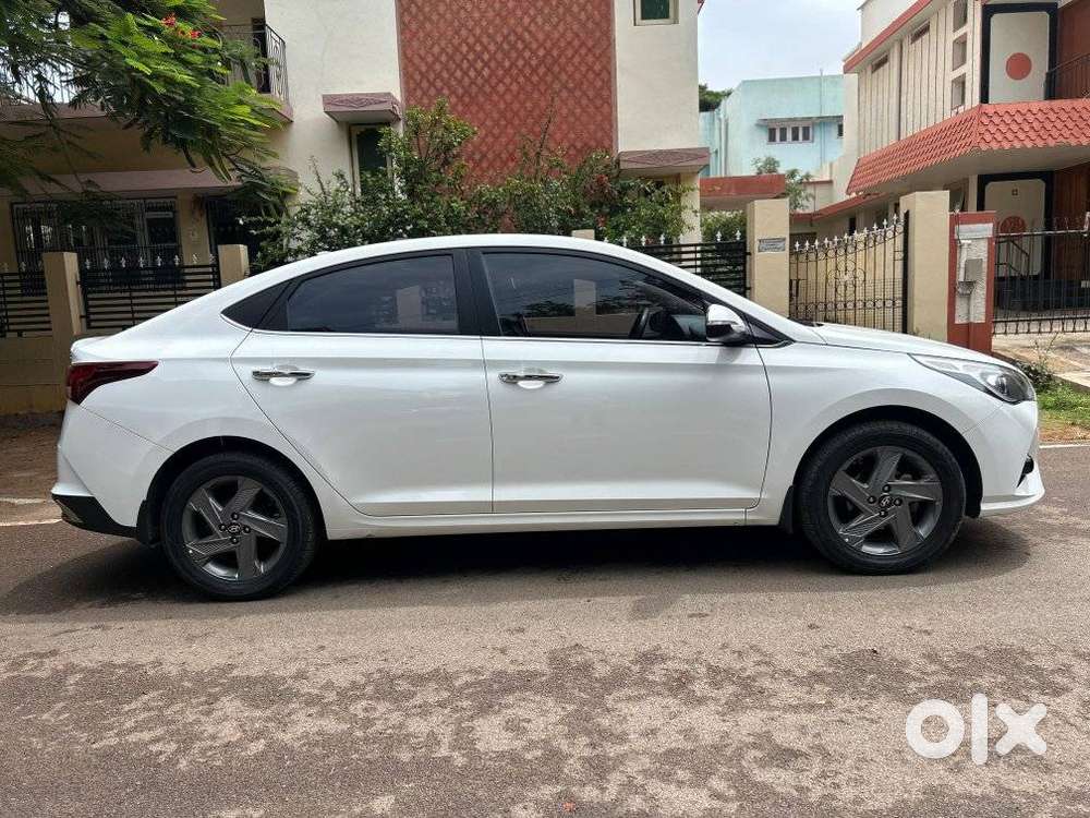 Hyundai Verna 1.5 Sx Petrol Mt, 2021, Petrol