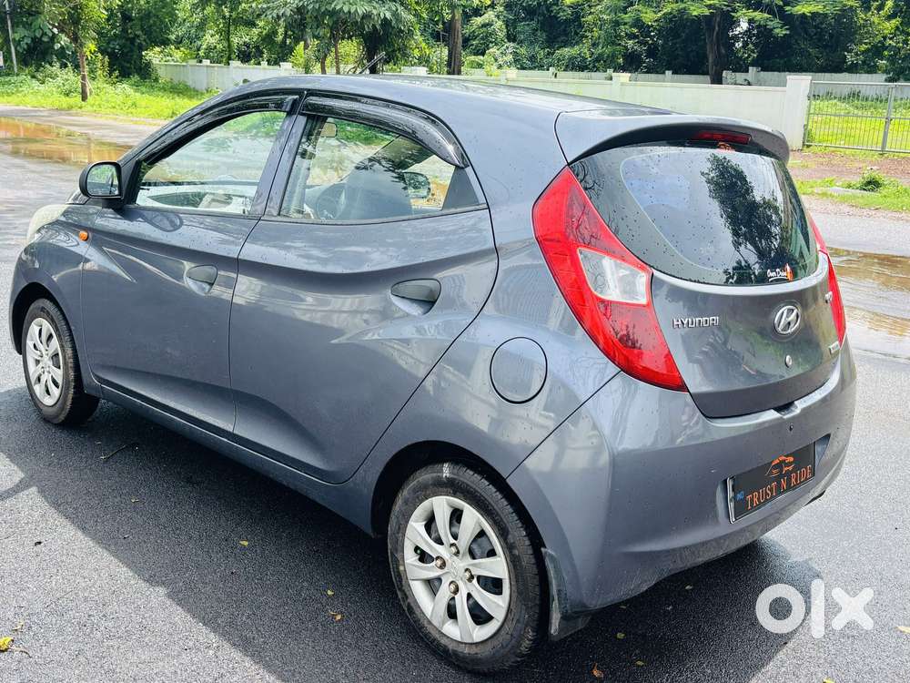 Hyundai Eon Magna Plus Option, 2011, Petrol