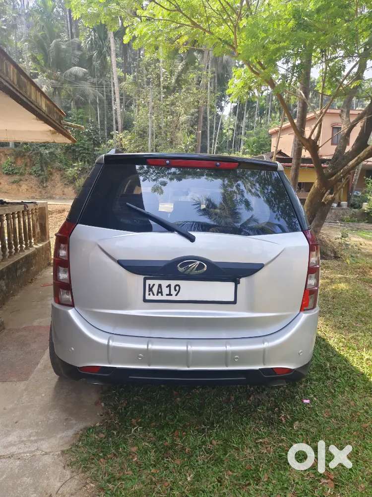 Mahindra Xuv500 2014 Diesel 150000 Km Driven