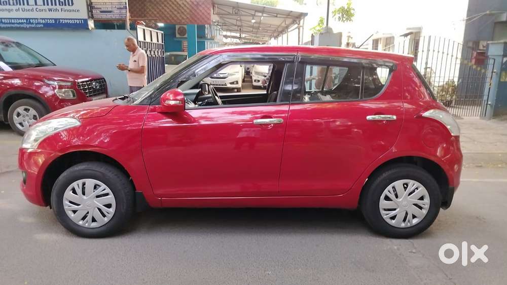 Maruti Suzuki Swift 1.3 Vxi, 2013, Petrol
