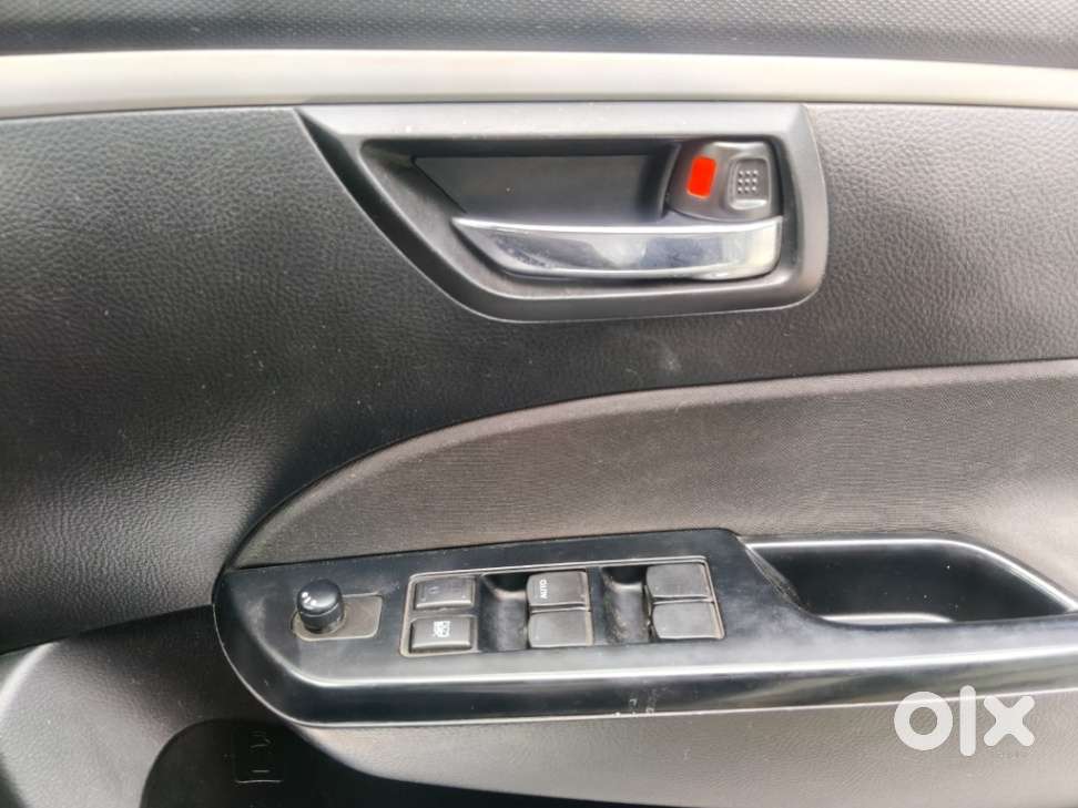 Maruti Suzuki Swift Vxi, 2012, Petrol