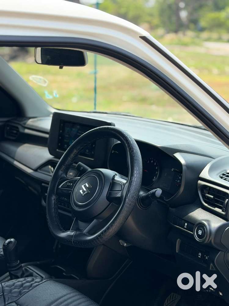 Maruti Suzuki Swift Vxi Optional, 2025, Petrol