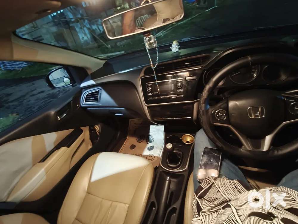 Honda City Sv Mt With Pin To Pin Honda Service Record Maintained.