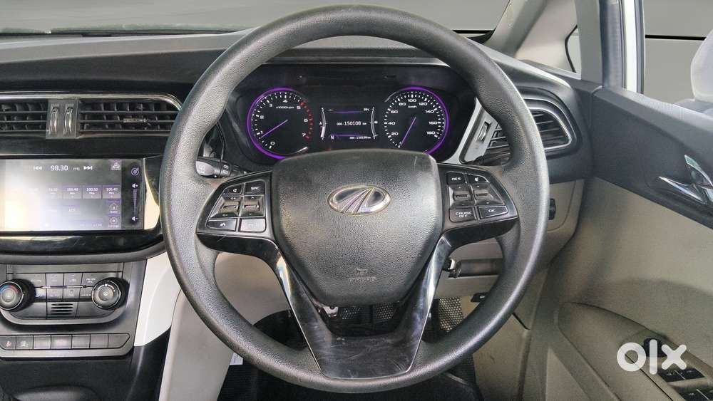 Mahindra Marazzo M8, 2019, Diesel