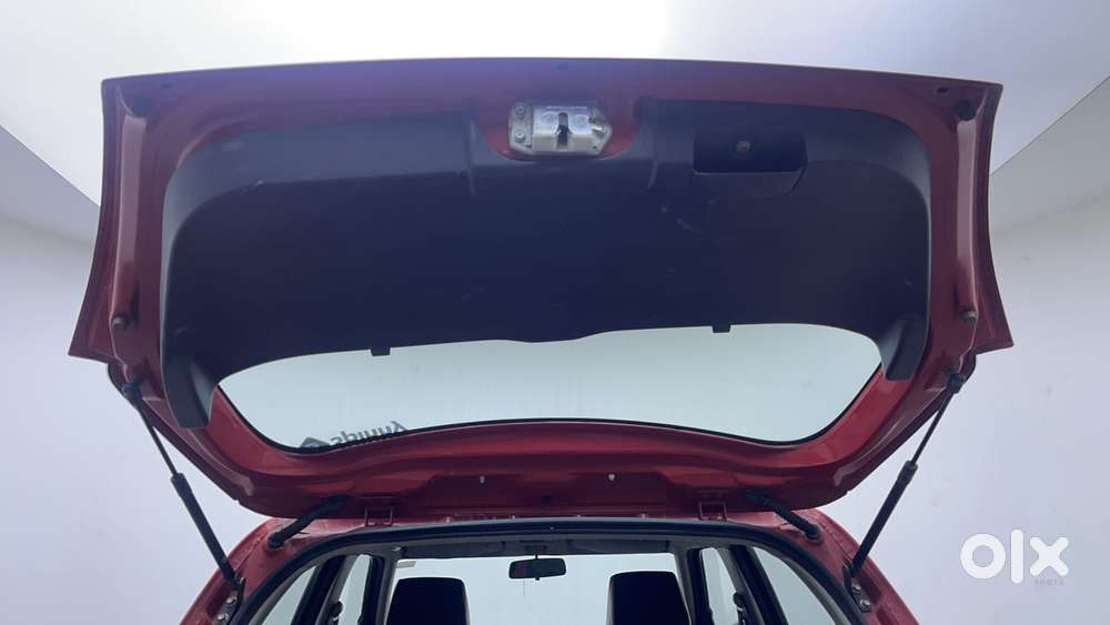 Maruti Suzuki Swift Vxi Bsiv, 2011, Petrol