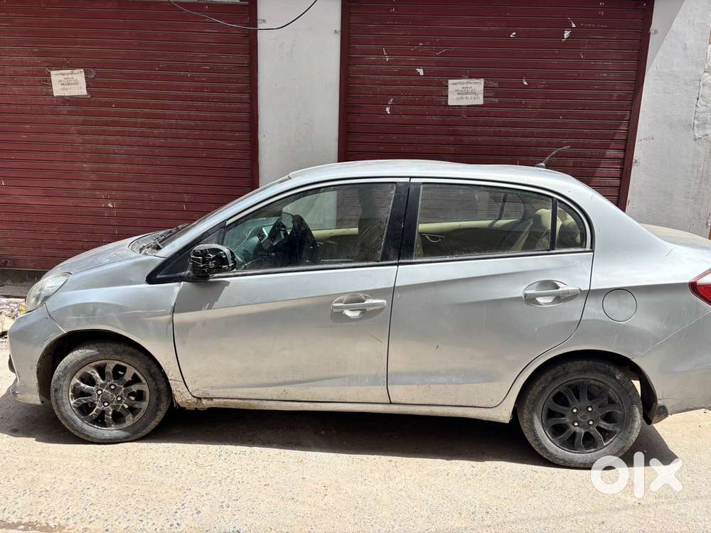 Honda Amaze 2017 Petrol Well Maintained